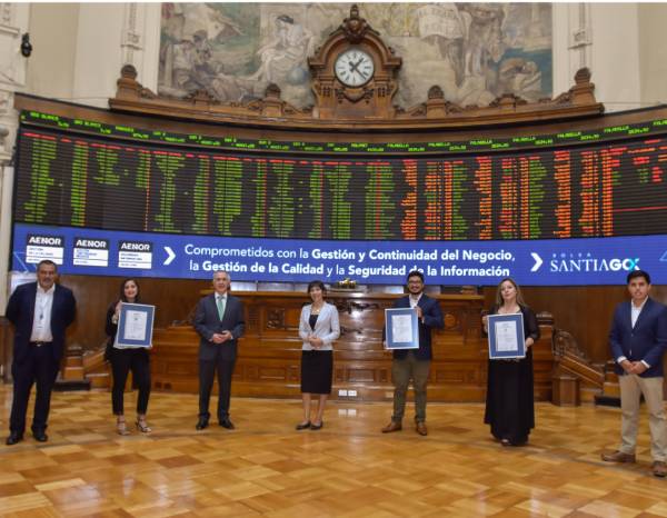La Bolsa de Valores de Chile comprometida con la calidad y la seguridad